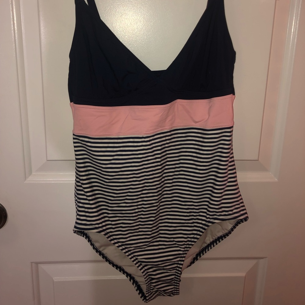 Never worn Vince Camuto One-Piece Swimsuit